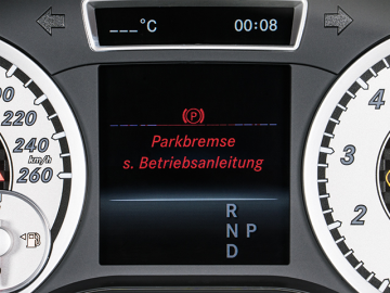 A W176  Display fault instrument cluster