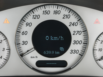 CLK W209 pixel errors in the instrument cluster